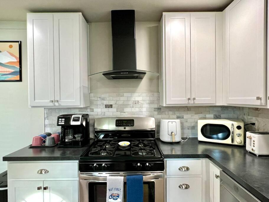 Modern Style Home Near Dt Indy & Major Attractions Indianápolis Exterior foto
